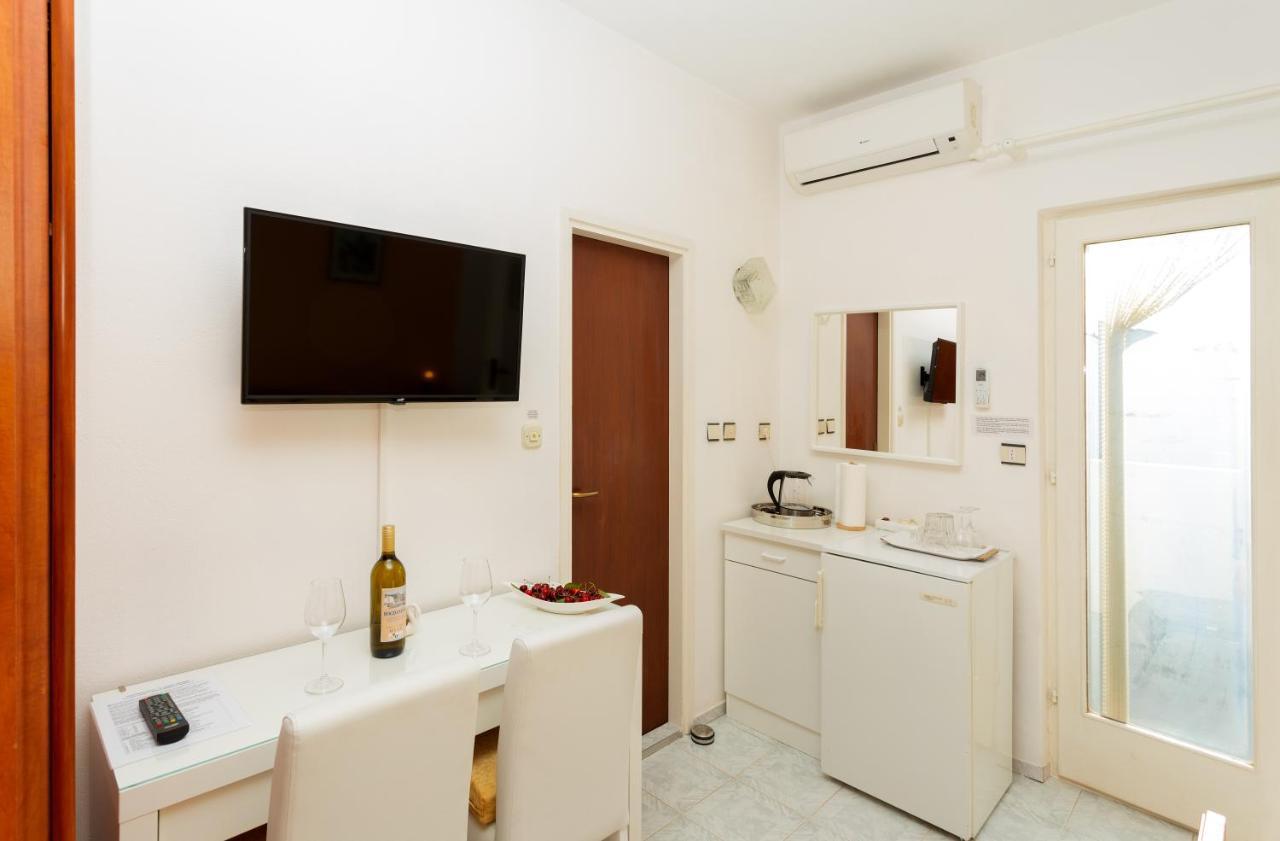 Balic Apartments - Zf Hvar Hvar Town Esterno foto