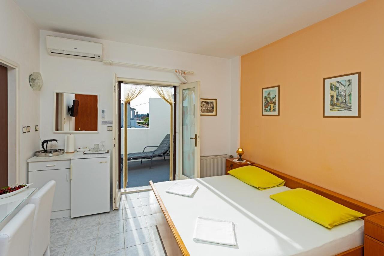 Balic Apartments - Zf Hvar Hvar Town Esterno foto