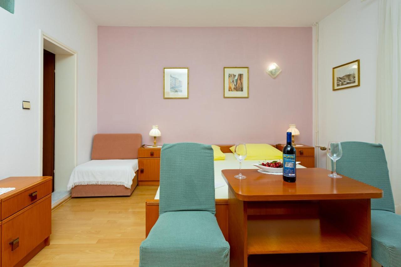 Balic Apartments - Zf Hvar Hvar Town Esterno foto