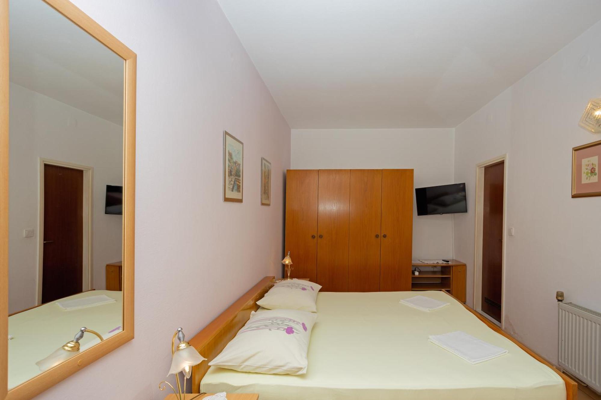 Balic Apartments - Zf Hvar Hvar Town Esterno foto