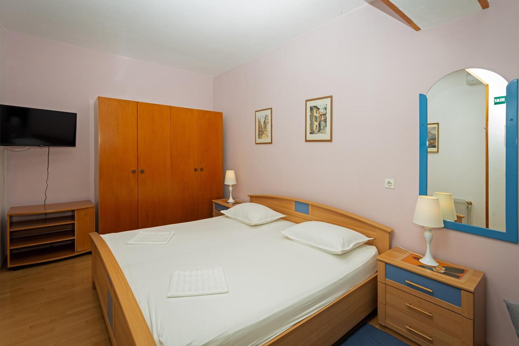 Balic Apartments - Zf Hvar Hvar Town Esterno foto